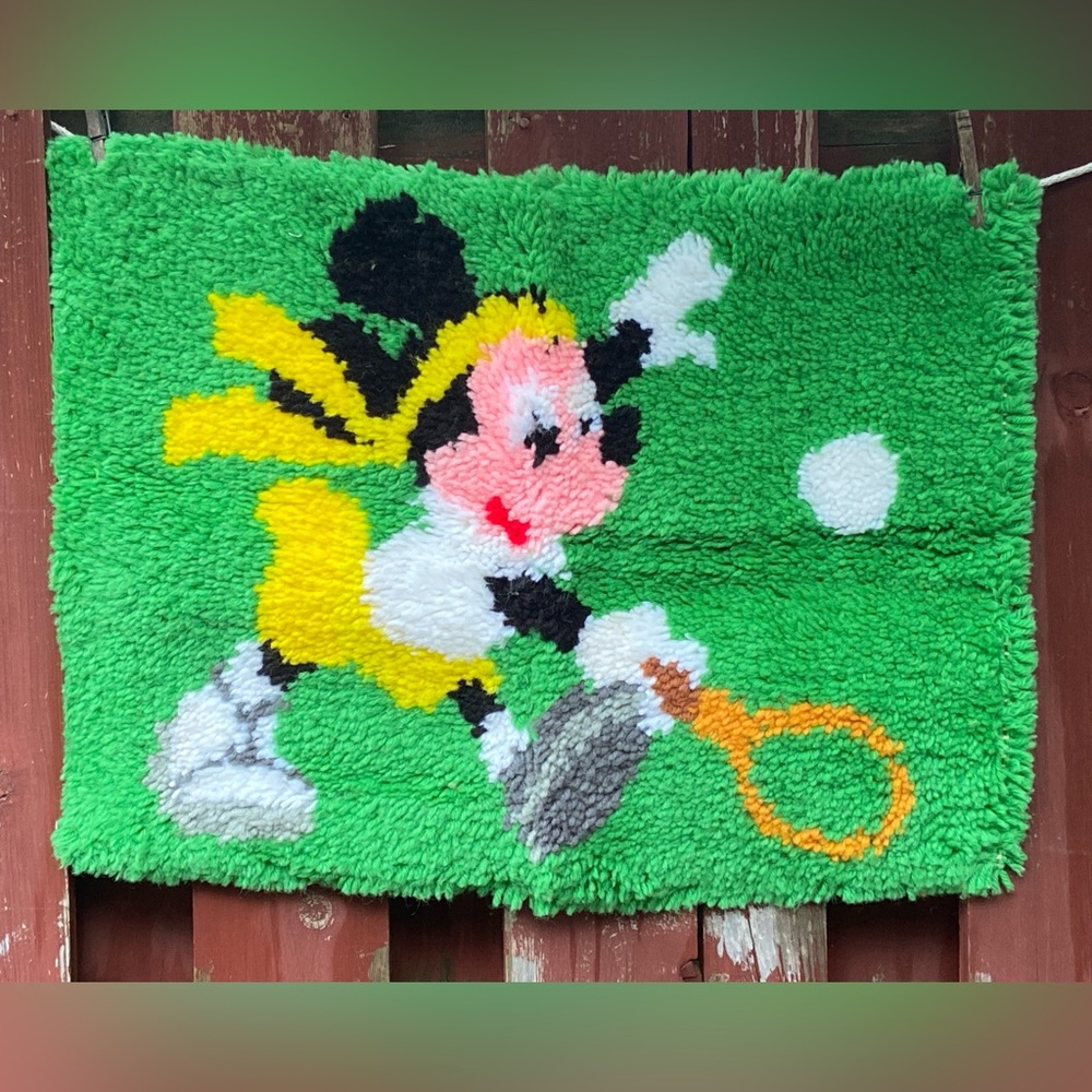 Minnie Mouse Tennis Latch Hook